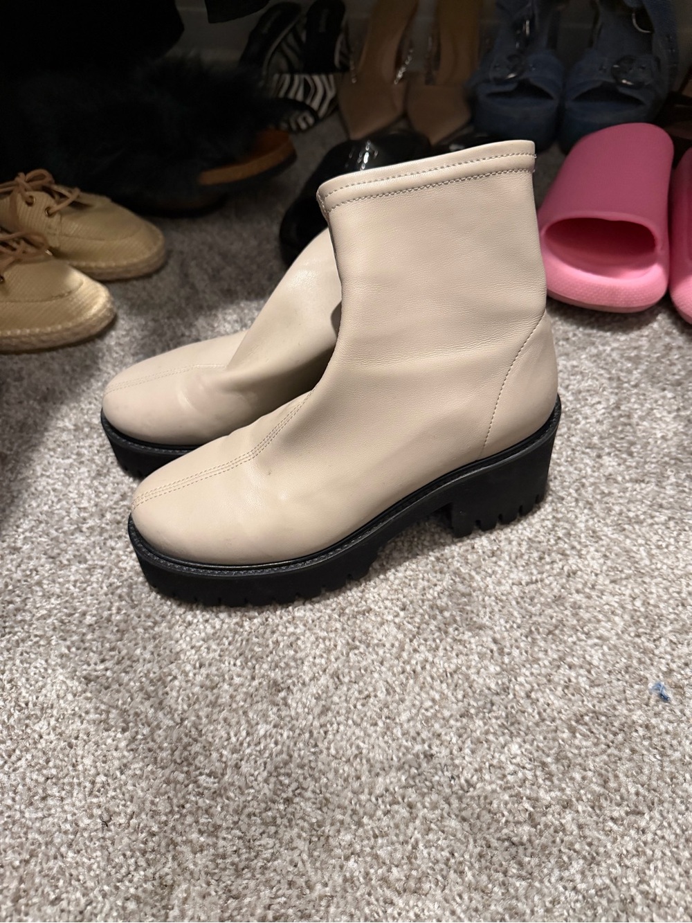 FRAME! Cream Ankle Boots with Lug Sole